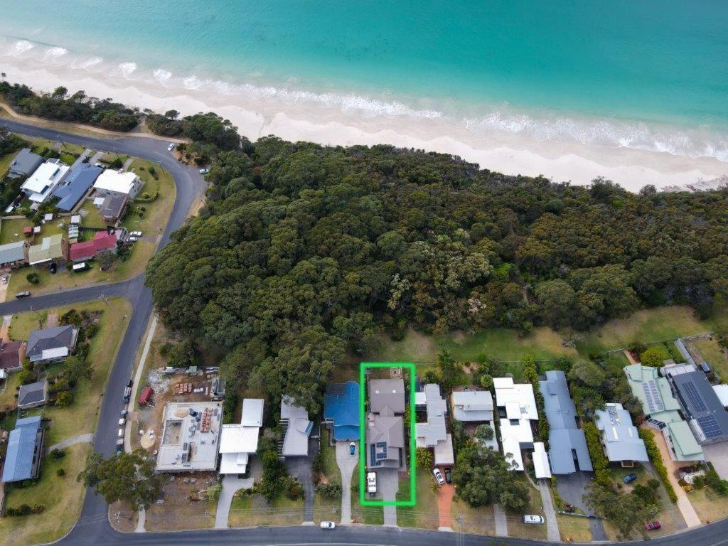 Holiday home Nelson's Oasis By The